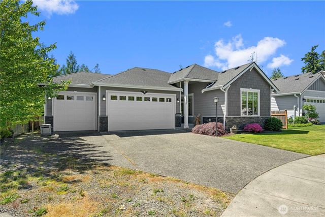 1757 Hillcrest Loop, Mount Vernon, WA 98274