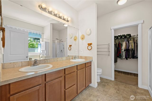 1757 Hillcrest Loop, Mount Vernon, WA 98274