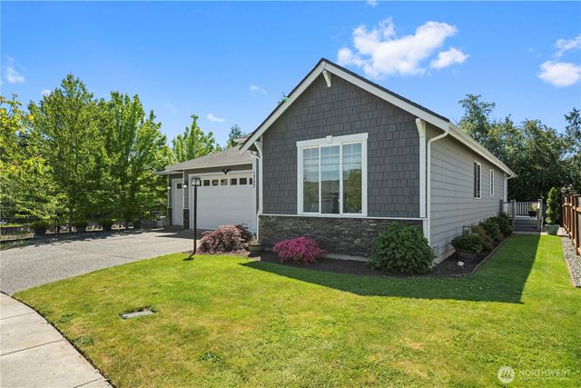 1757 Hillcrest Loop, Mount Vernon, WA 98274