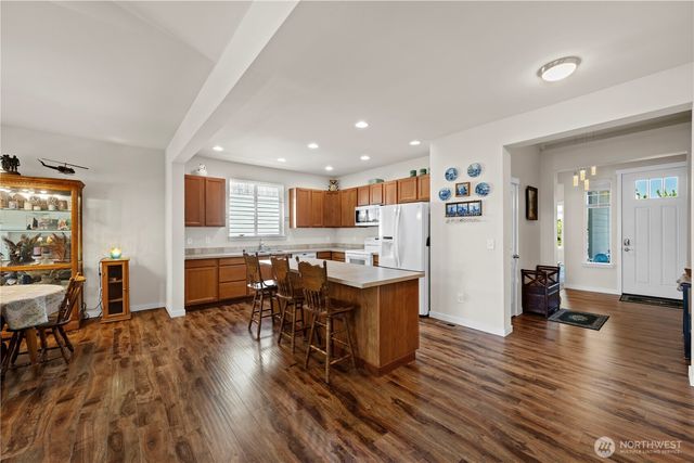 1757 Hillcrest Loop, Mount Vernon, WA 98274