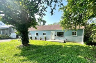 456 Bluff Drive, Riverview, MO 63137
