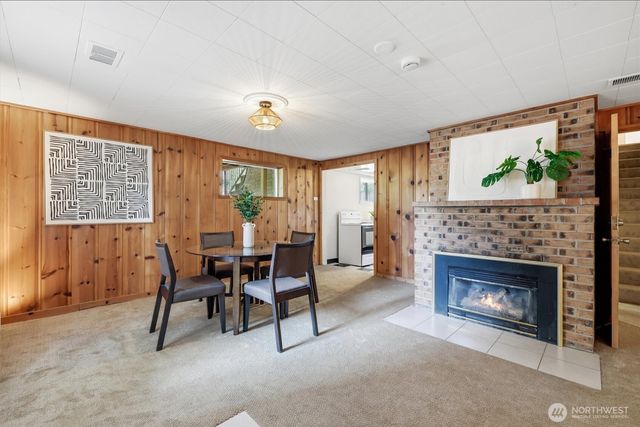549 NW 205th Street, Shoreline, WA 98177