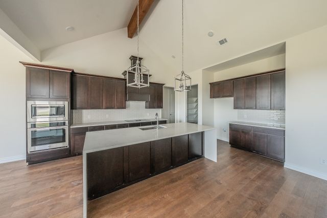 10610 Winter Wheat Lane, Venus, TX 76084