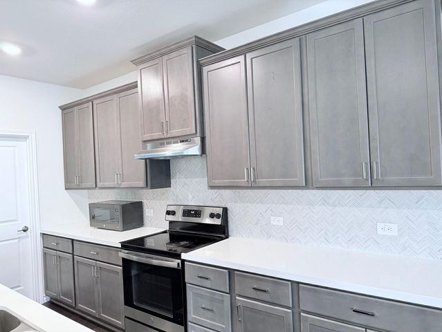 204 Caisson TRL, Liberty Hill, TX 78642