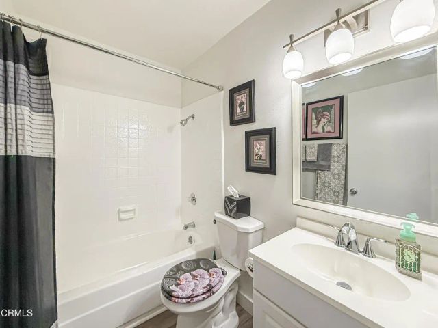 611 Avenida Del Platino, Thousand Oaks, CA 91320