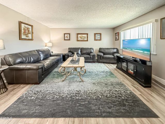 611 Avenida Del Platino, Thousand Oaks, CA 91320