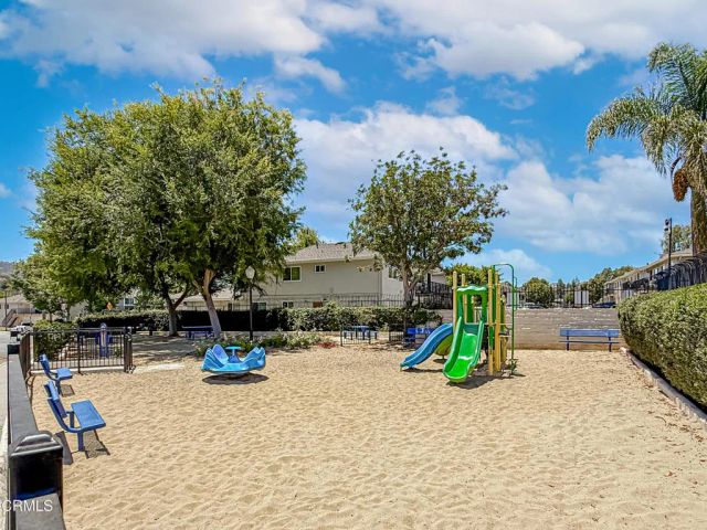 611 Avenida Del Platino, Thousand Oaks, CA 91320