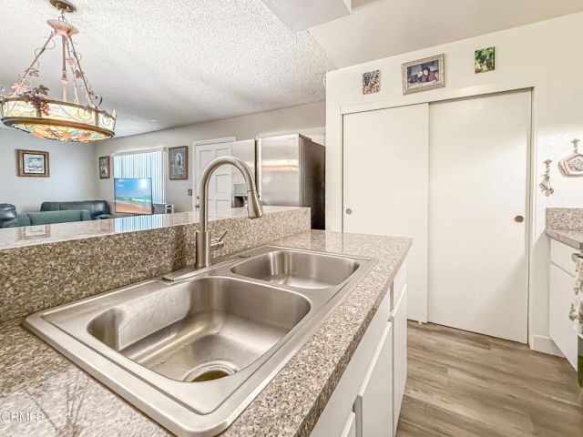 611 Avenida Del Platino, Thousand Oaks, CA 91320