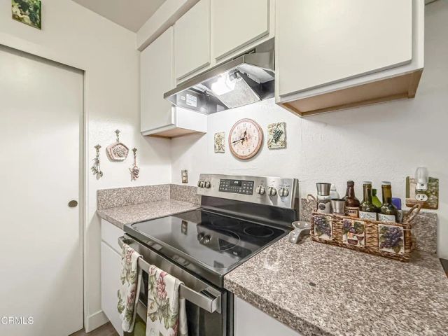611 Avenida Del Platino, Thousand Oaks, CA 91320
