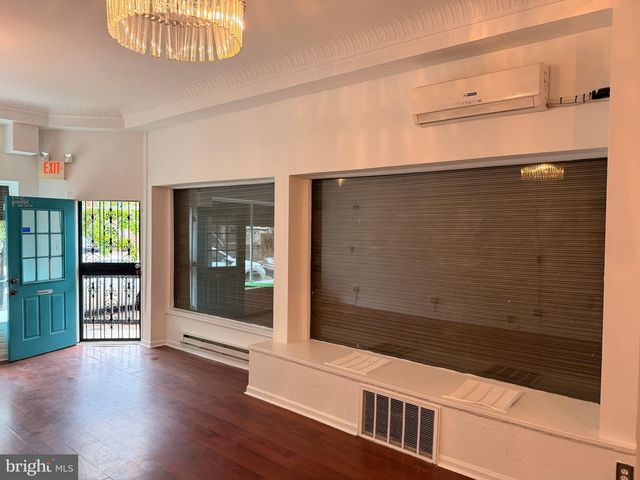 1543 DICKINSON ST, Philadelphia, PA 19146
