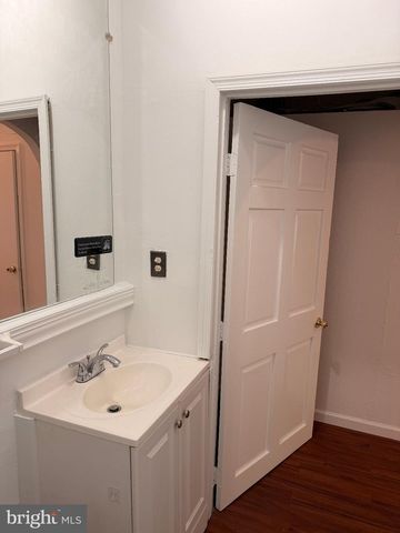 1543 DICKINSON ST, Philadelphia, PA 19146