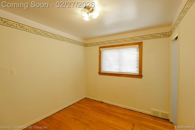 6735 Whitby Street, Garden City, MI 48135