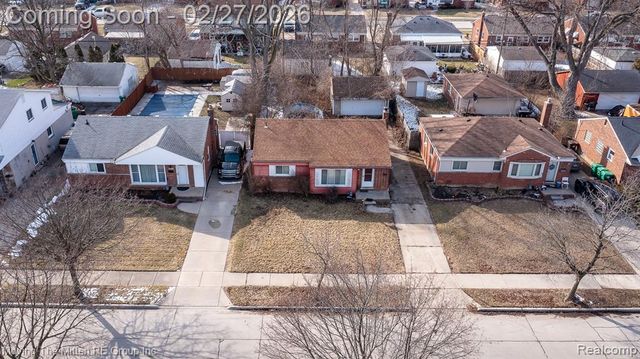 6735 Whitby Street, Garden City, MI 48135