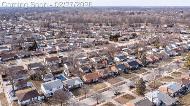 6735 Whitby Street, Garden City, MI 48135