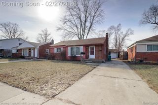 6735 Whitby Street, Garden City, MI 48135