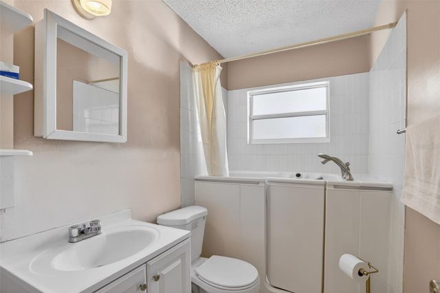 2561 WINNERS CIRCLE, Kissimmee, FL 34744