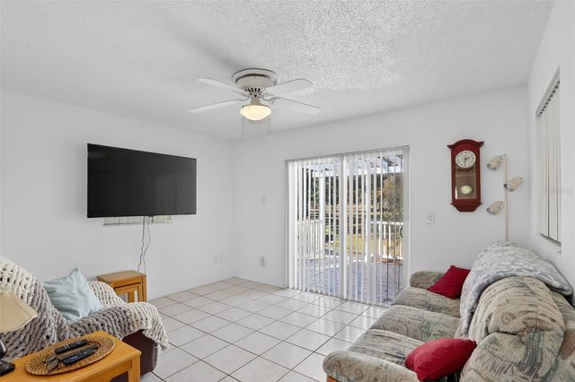 2561 WINNERS CIRCLE, Kissimmee, FL 34744