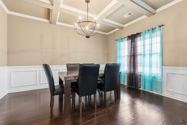 103 Hidesta Court, Kathleen, GA 31047