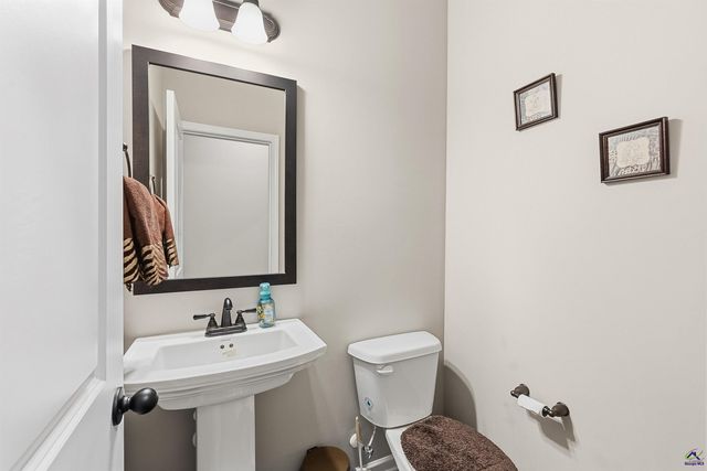 103 Hidesta Court, Kathleen, GA 31047