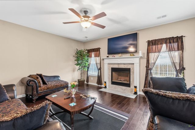 103 Hidesta Court, Kathleen, GA 31047