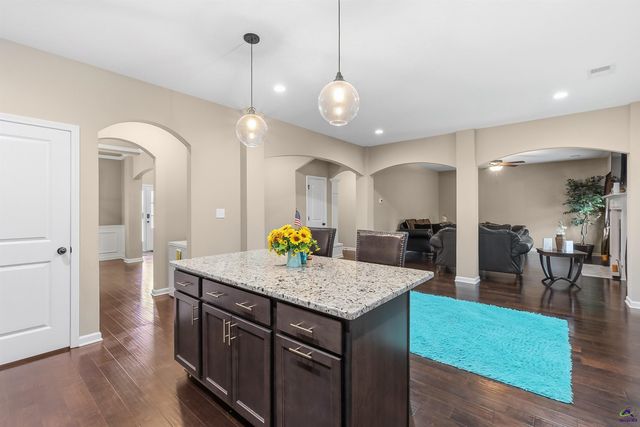 103 Hidesta Court, Kathleen, GA 31047