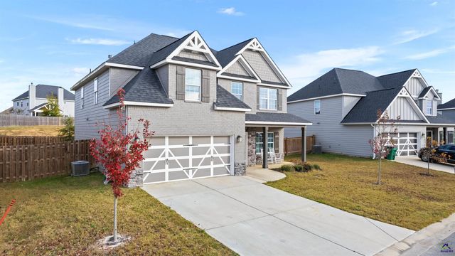103 Hidesta Court, Kathleen, GA 31047