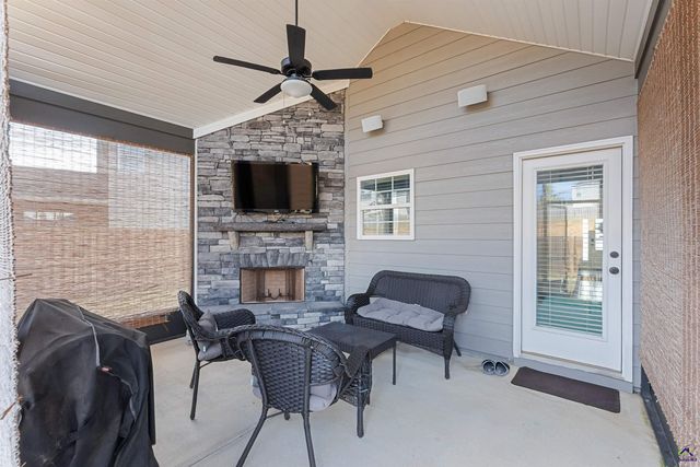 103 Hidesta Court, Kathleen, GA 31047