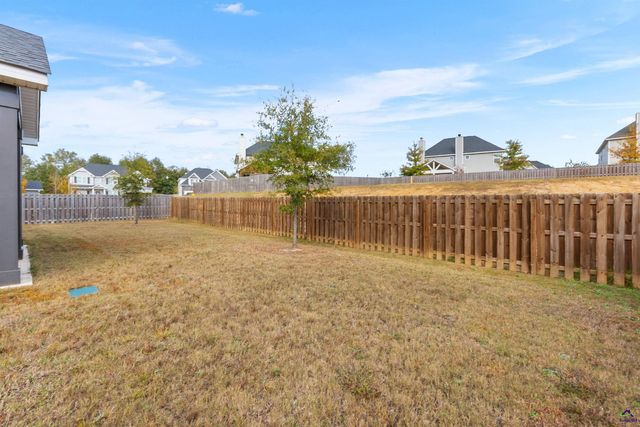 103 Hidesta Court, Kathleen, GA 31047