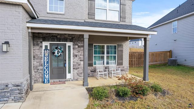 103 Hidesta Court, Kathleen, GA 31047
