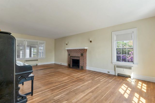 124 Dartmouth Street, Laconia, NH 03246