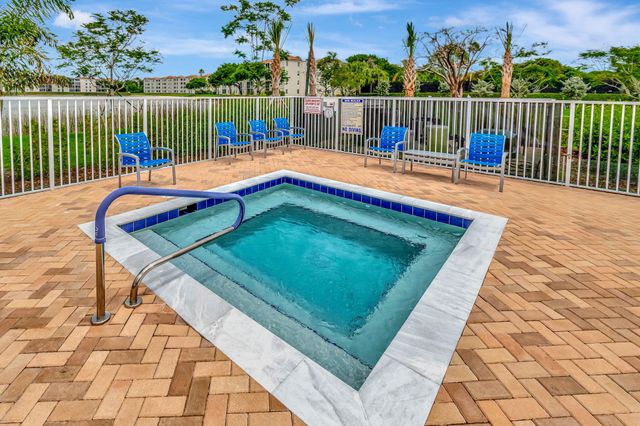 6241 Pointe Regal Circle 108, Delray Beach, FL 33484