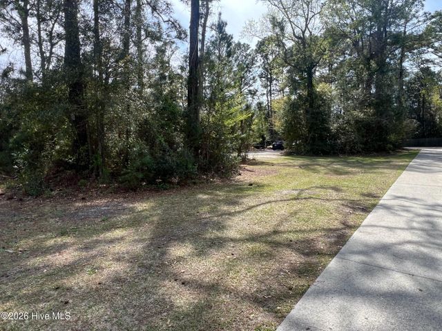 4810 Collegiate Drive, Wilmington, NC 28403