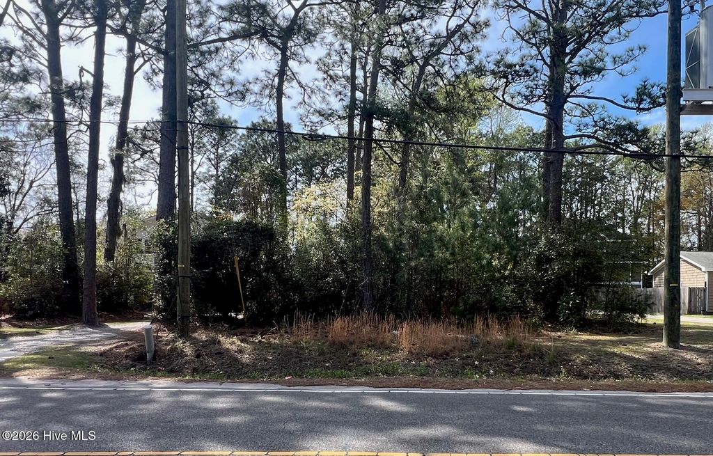 4810 Collegiate Drive, Wilmington, NC 28403