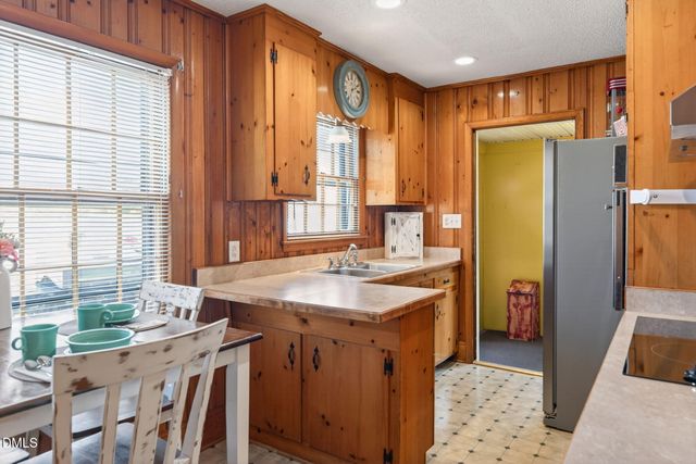 1108 S 2nd Street, Lillington, NC 27546