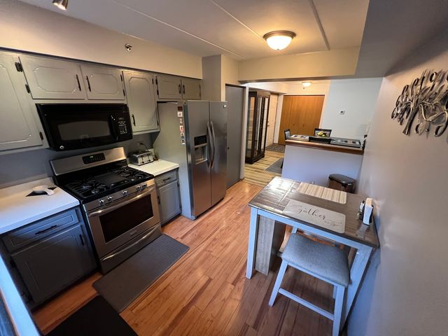 10278 SOUTHWEST Highway 2C, Chicago Ridge, IL 60415