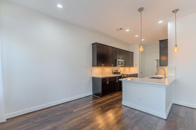 58 Aventura Place, Spring, TX 77389