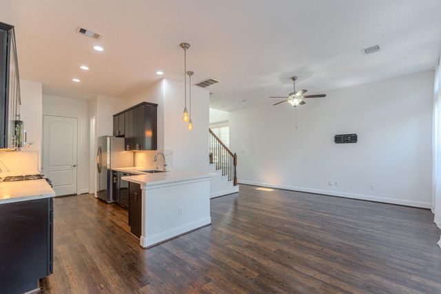 58 Aventura Place, Spring, TX 77389