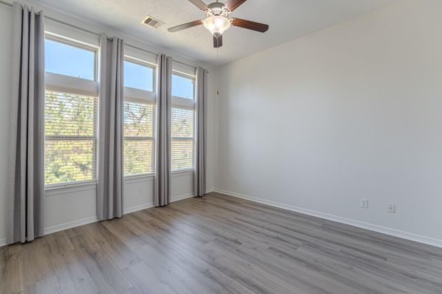 58 Aventura Place, Spring, TX 77389