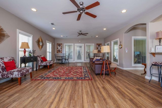 205 Tivoli, Maumelle, AR 72113