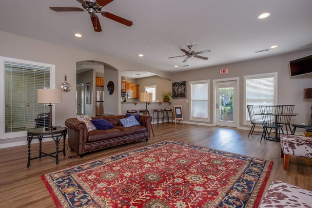 205 Tivoli, Maumelle, AR 72113