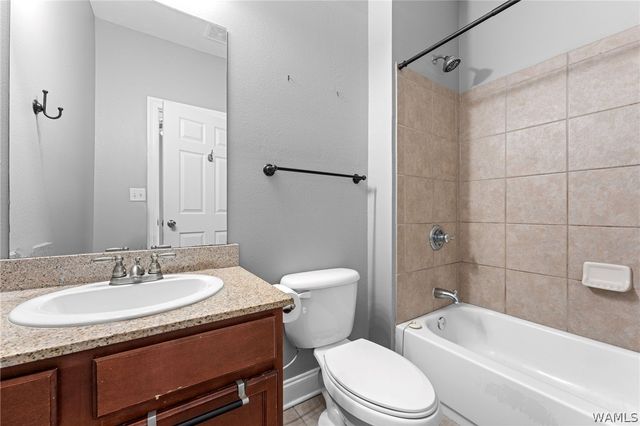 3218 Veterans Memorial 714, Tuscaloosa, AL 35404