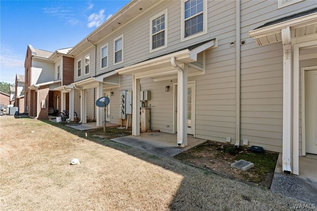 3218 Veterans Memorial 714, Tuscaloosa, AL 35404