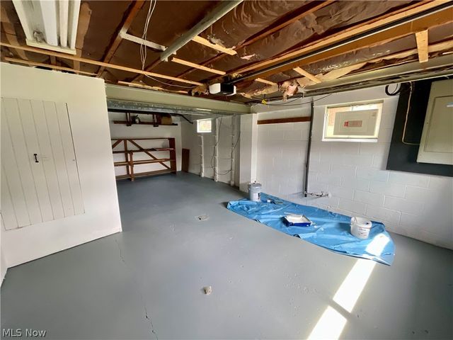 145 Circle Drive, Weirton, WV 26062
