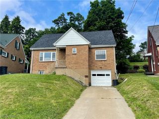 145 Circle Drive, Weirton, WV 26062