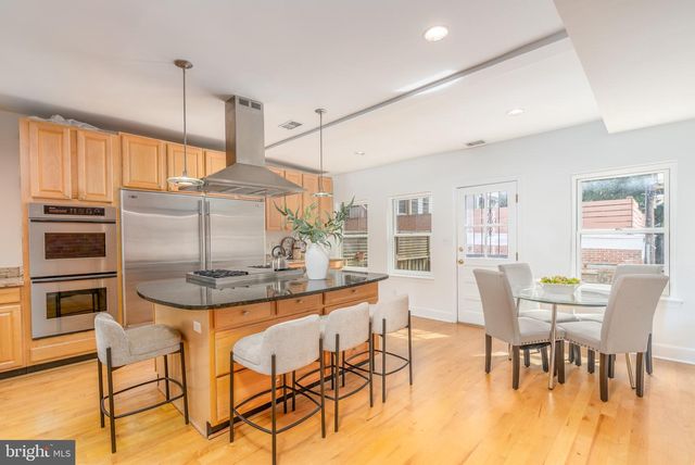 1683 35TH ST NW, Washington, DC 20007