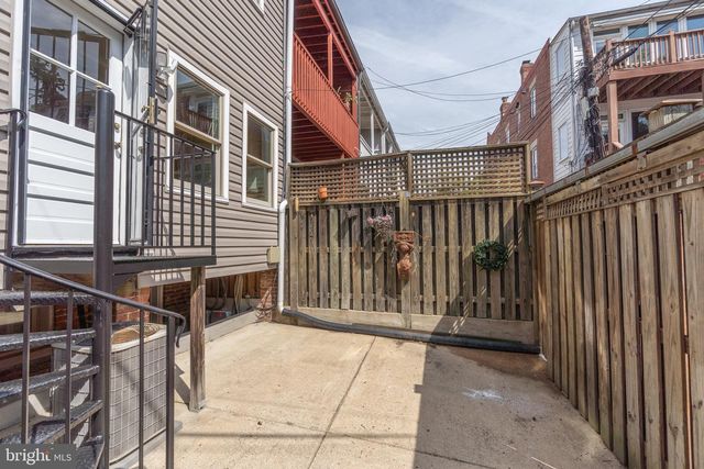 1683 35TH ST NW, Washington, DC 20007