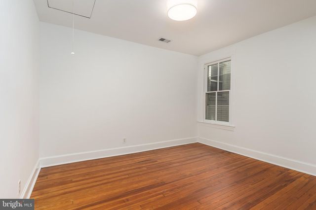 1683 35TH ST NW, Washington, DC 20007