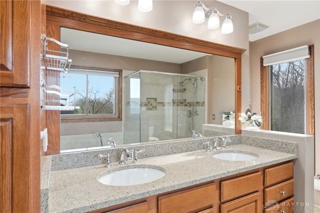 8784 Eagle Ridge Drive, West Chester, OH 45069