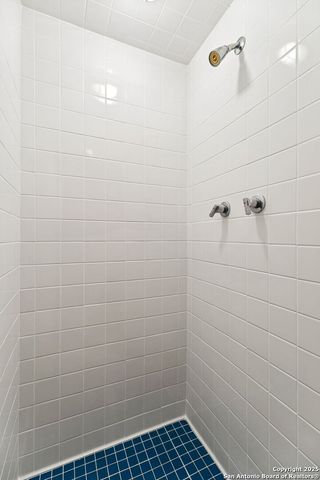 276 E Coll, New Braunfels, TX 78130