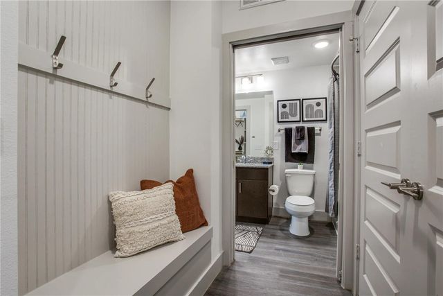 950 Town Lake Drive 5212, College Station, TX 77845